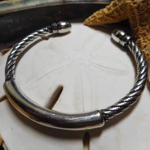 Sterling Silver Heavy Bangle Torque Bracelet 7 inch 30.12g